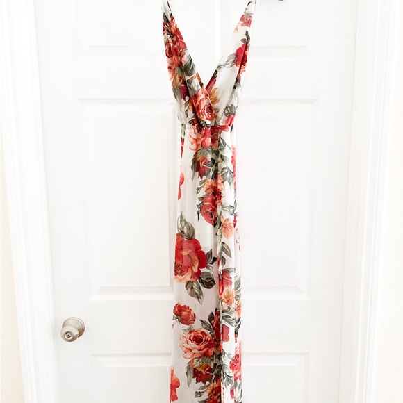 FOREVER 21 FLORAL MAXI DRESS - Picture 1 of 5